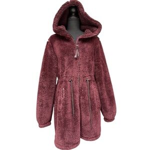 Canada Weather Gear Faux Fur Hooded Jacket Coat Burgundy Medium, EUC Cozy Casual